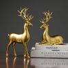 NORTHEUINS Resin Golden Couple Deer Figurines for Interior Nordic Animal Statue Official Sculptures Home Decoration Accessories - Sitting Deer